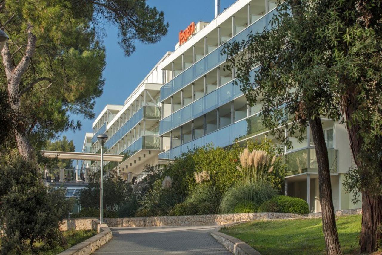 Family Vespera Hotell 4*